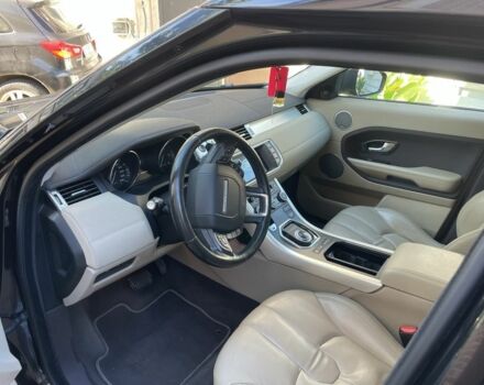 Чорний Ленд Ровер Евок, об'ємом двигуна 2.2 л та пробігом 235 тис. км за 16000 $, фото 6 на Automoto.ua