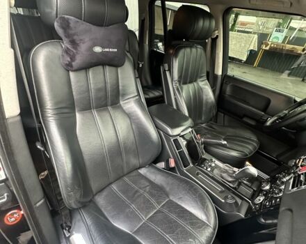 Черный Ленд Ровер Эвок, объемом двигателя 4.2 л и пробегом 307 тыс. км за 8999 $, фото 9 на Automoto.ua