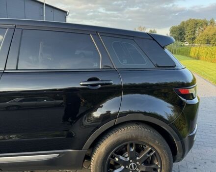 Чорний Ленд Ровер Евок, об'ємом двигуна 2.2 л та пробігом 2 тис. км за 18300 $, фото 5 на Automoto.ua
