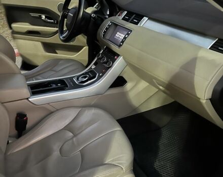 Черный Ленд Ровер Эвок, объемом двигателя 2 л и пробегом 157 тыс. км за 14999 $, фото 7 на Automoto.ua