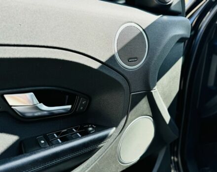 Черный Ленд Ровер Эвок, объемом двигателя 2 л и пробегом 201 тыс. км за 14999 $, фото 14 на Automoto.ua