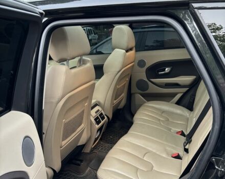 Чорний Ленд Ровер Евок, об'ємом двигуна 2 л та пробігом 115 тис. км за 19000 $, фото 10 на Automoto.ua