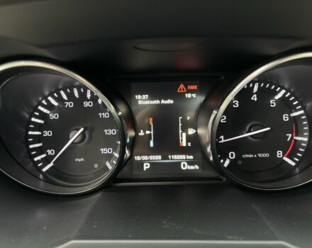 Чорний Ленд Ровер Евок, об'ємом двигуна 2 л та пробігом 115 тис. км за 19000 $, фото 8 на Automoto.ua