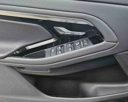 Черный Ленд Ровер Эвок, объемом двигателя 2 л и пробегом 85 тыс. км за 35500 $, фото 9 на Automoto.ua