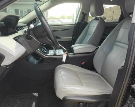 Черный Ленд Ровер Эвок, объемом двигателя 2 л и пробегом 31 тыс. км за 9000 $, фото 6 на Automoto.ua