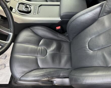 Червоний Ленд Ровер Евок, об'ємом двигуна 2.2 л та пробігом 176 тис. км за 15900 $, фото 14 на Automoto.ua