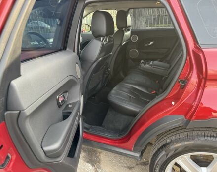 Червоний Ленд Ровер Евок, об'ємом двигуна 2.2 л та пробігом 176 тис. км за 15900 $, фото 17 на Automoto.ua