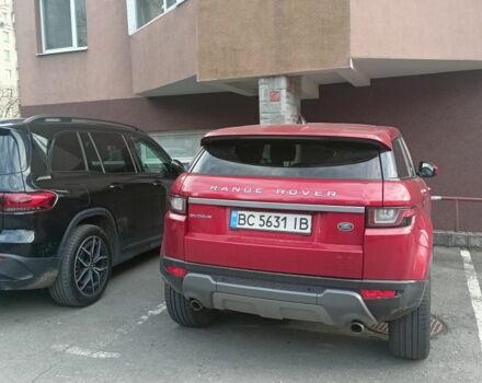 Красный Ленд Ровер Эвок, объемом двигателя 2 л и пробегом 147 тыс. км за 19500 $, фото 2 на Automoto.ua