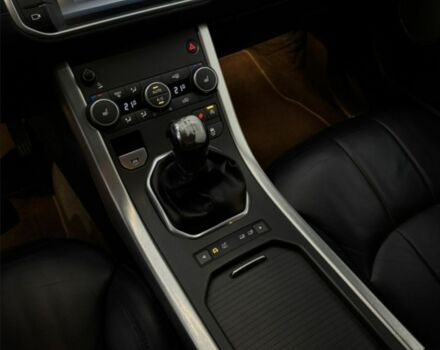 Красный Ленд Ровер Эвок, объемом двигателя 2 л и пробегом 135 тыс. км за 16300 $, фото 14 на Automoto.ua