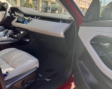 Красный Ленд Ровер Эвок, объемом двигателя 2 л и пробегом 106 тыс. км за 43000 $, фото 7 на Automoto.ua