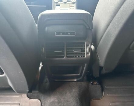 Серый Ленд Ровер Эвок, объемом двигателя 2 л и пробегом 132 тыс. км за 12500 $, фото 6 на Automoto.ua