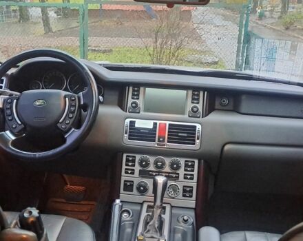 Сірий Ленд Ровер Евок, об'ємом двигуна 4.4 л та пробігом 234 тис. км за 9999 $, фото 16 на Automoto.ua