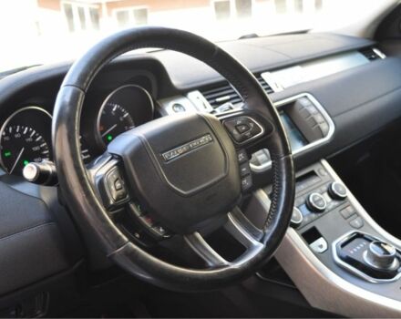 Серый Ленд Ровер Эвок, объемом двигателя 2 л и пробегом 250 тыс. км за 15500 $, фото 3 на Automoto.ua