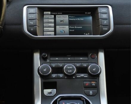 Серый Ленд Ровер Эвок, объемом двигателя 2 л и пробегом 250 тыс. км за 15500 $, фото 5 на Automoto.ua