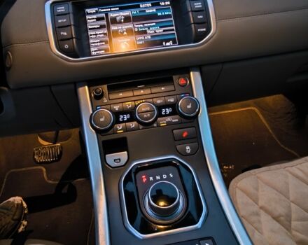 Сірий Ленд Ровер Евок, об'ємом двигуна 2 л та пробігом 240 тис. км за 15500 $, фото 3 на Automoto.ua