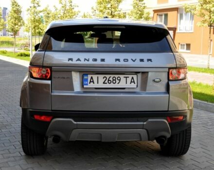 Серый Ленд Ровер Эвок, объемом двигателя 2 л и пробегом 250 тыс. км за 15500 $, фото 2 на Automoto.ua