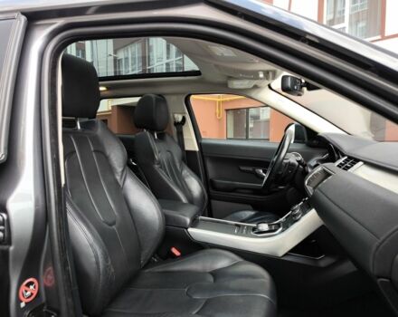 Ленд Ровер Эвок 2015 в Ивано-Франковске на Automoto.ua Серый Ленд Ровер Эвок, объемом двигателя 2 л и пробегом 178 тыс. км за 15350 $, фото 4 на Automoto.ua