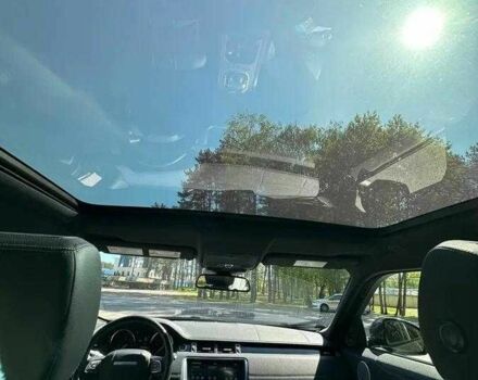 Серый Ленд Ровер Эвок, объемом двигателя 2 л и пробегом 138 тыс. км за 18500 $, фото 8 на Automoto.ua