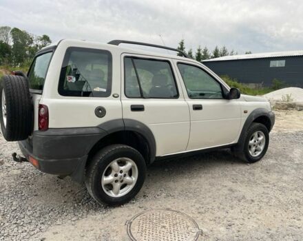 Білий Ленд Ровер Freelander, об'ємом двигуна 2 л та пробігом 214 тис. км за 3750 $, фото 1 на Automoto.ua