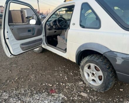 Білий Ленд Ровер Freelander, об'ємом двигуна 1.8 л та пробігом 3 тис. км за 3950 $, фото 4 на Automoto.ua