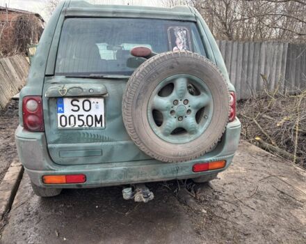 Белый Ленд Ровер Фрилендер, объемом двигателя 2 л и пробегом 300 тыс. км за 2500 $, фото 3 на Automoto.ua