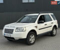 Белый Ленд Ровер Фрилендер, объемом двигателя 2.2 л и пробегом 423 тыс. км за 8500 $, фото 4 на Automoto.ua