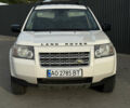 Белый Ленд Ровер Фрилендер, объемом двигателя 2.2 л и пробегом 423 тыс. км за 8500 $, фото 2 на Automoto.ua