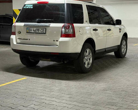 Ленд Ровер Фрилендер 2008 в Одессе на Automoto.ua Белый Ленд Ровер Фрилендер, объемом двигателя 3.2 л и пробегом 161 тыс. км за 8800 $, фото 6 на Automoto.ua