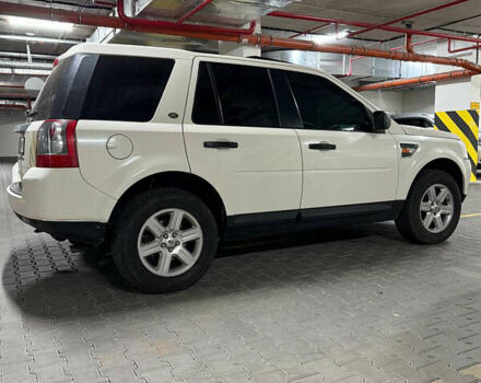 Ленд Ровер Фрилендер 2008 в Одессе на Automoto.ua Белый Ленд Ровер Фрилендер, объемом двигателя 3.2 л и пробегом 161 тыс. км за 8800 $, фото 7 на Automoto.ua