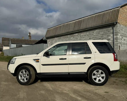 Ленд Ровер Фрилендер 2008 в Ровно на Automoto.ua Белый Ленд Ровер Фрилендер, объемом двигателя 2.2 л и пробегом 340 тыс. км за 4900 $, фото 4 на Automoto.ua