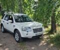 Білий Ленд Ровер Freelander, об'ємом двигуна 2.2 л та пробігом 229 тис. км за 11300 $, фото 2 на Automoto.ua
