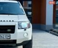 Белый Ленд Ровер Фрилендер, объемом двигателя 2.18 л и пробегом 190 тыс. км за 11300 $, фото 55 на Automoto.ua