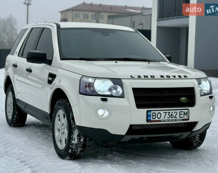 Белый Ленд Ровер Фрилендер, объемом двигателя 2.2 л и пробегом 190 тыс. км за 11500 $, фото 13 на Automoto.ua