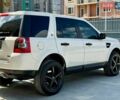 Белый Ленд Ровер Фрилендер, объемом двигателя 2.18 л и пробегом 190 тыс. км за 11300 $, фото 45 на Automoto.ua