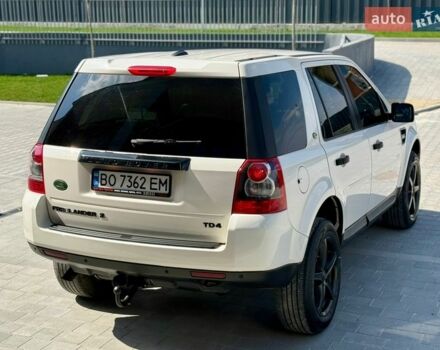 Белый Ленд Ровер Фрилендер, объемом двигателя 2.18 л и пробегом 190 тыс. км за 11300 $, фото 64 на Automoto.ua