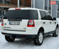 Белый Ленд Ровер Фрилендер, объемом двигателя 2.2 л и пробегом 190 тыс. км за 11500 $, фото 19 на Automoto.ua