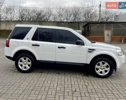 Білий Ленд Ровер Freelander, об'ємом двигуна 2.2 л та пробігом 240 тис. км за 12500 $, фото 18 на Automoto.ua