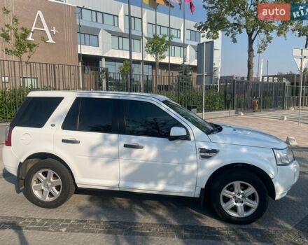 Білий Ленд Ровер Freelander, об'ємом двигуна 2.18 л та пробігом 350 тис. км за 11000 $, фото 8 на Automoto.ua