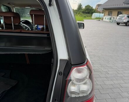 Белый Ленд Ровер Фрилендер, объемом двигателя 2.18 л и пробегом 226 тыс. км за 11500 $, фото 31 на Automoto.ua