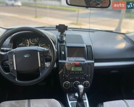 Білий Ленд Ровер Freelander, об'ємом двигуна 2.18 л та пробігом 350 тис. км за 11000 $, фото 21 на Automoto.ua