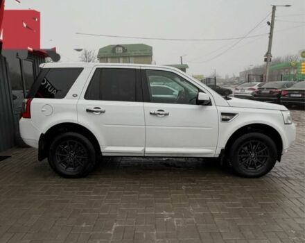 Белый Ленд Ровер Фрилендер, объемом двигателя 2.2 л и пробегом 297 тыс. км за 11000 $, фото 2 на Automoto.ua