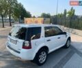 Білий Ленд Ровер Freelander, об'ємом двигуна 2.18 л та пробігом 350 тис. км за 11000 $, фото 12 на Automoto.ua