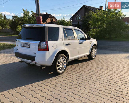 Белый Ленд Ровер Фрилендер, объемом двигателя 3.2 л и пробегом 165 тыс. км за 13700 $, фото 10 на Automoto.ua