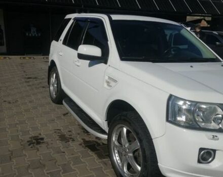 Белый Ленд Ровер Фрилендер, объемом двигателя 3.2 л и пробегом 200 тыс. км за 12500 $, фото 1 на Automoto.ua