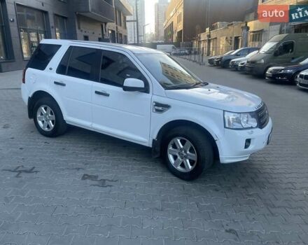 Білий Ленд Ровер Freelander, об'ємом двигуна 2.18 л та пробігом 300 тис. км за 12500 $, фото 3 на Automoto.ua