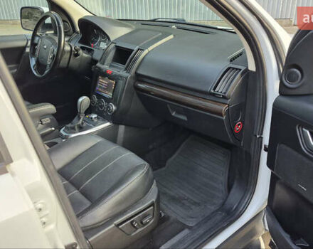 Білий Ленд Ровер Freelander, об'ємом двигуна 3.19 л та пробігом 128 тис. км за 11300 $, фото 27 на Automoto.ua