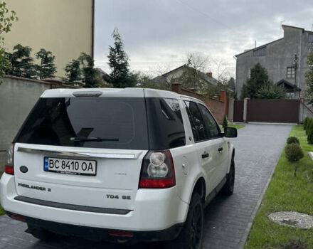 Білий Ленд Ровер Freelander, об'ємом двигуна 2.2 л та пробігом 237 тис. км за 13500 $, фото 2 на Automoto.ua