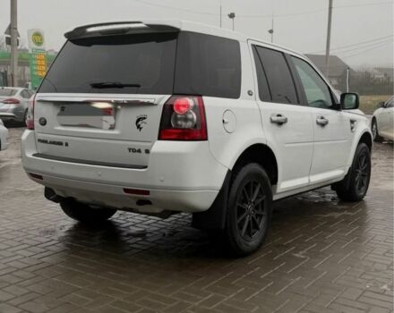 Белый Ленд Ровер Фрилендер, объемом двигателя 2.2 л и пробегом 297 тыс. км за 11000 $, фото 3 на Automoto.ua
