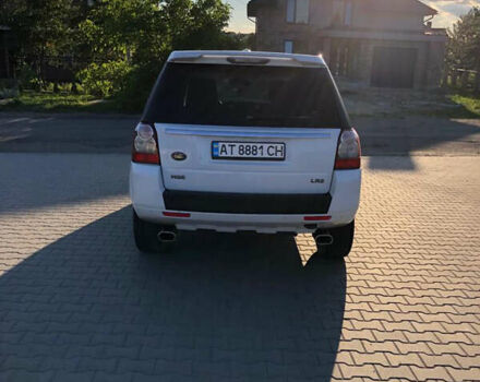Белый Ленд Ровер Фрилендер, объемом двигателя 3.2 л и пробегом 165 тыс. км за 13700 $, фото 8 на Automoto.ua