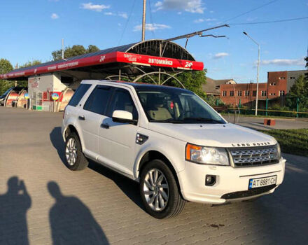 Белый Ленд Ровер Фрилендер, объемом двигателя 3.2 л и пробегом 165 тыс. км за 13700 $, фото 12 на Automoto.ua